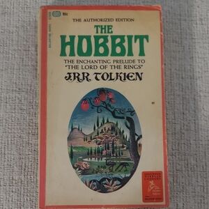 First Time In Paperback! "The Hobbit" by JRR Tolkien. 1965